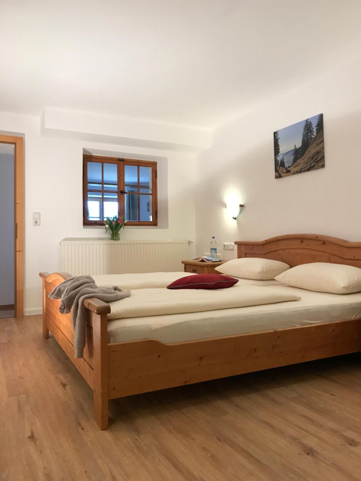 Gaestehaus Hotel Maria Theresia Schliersee Exteriör bild