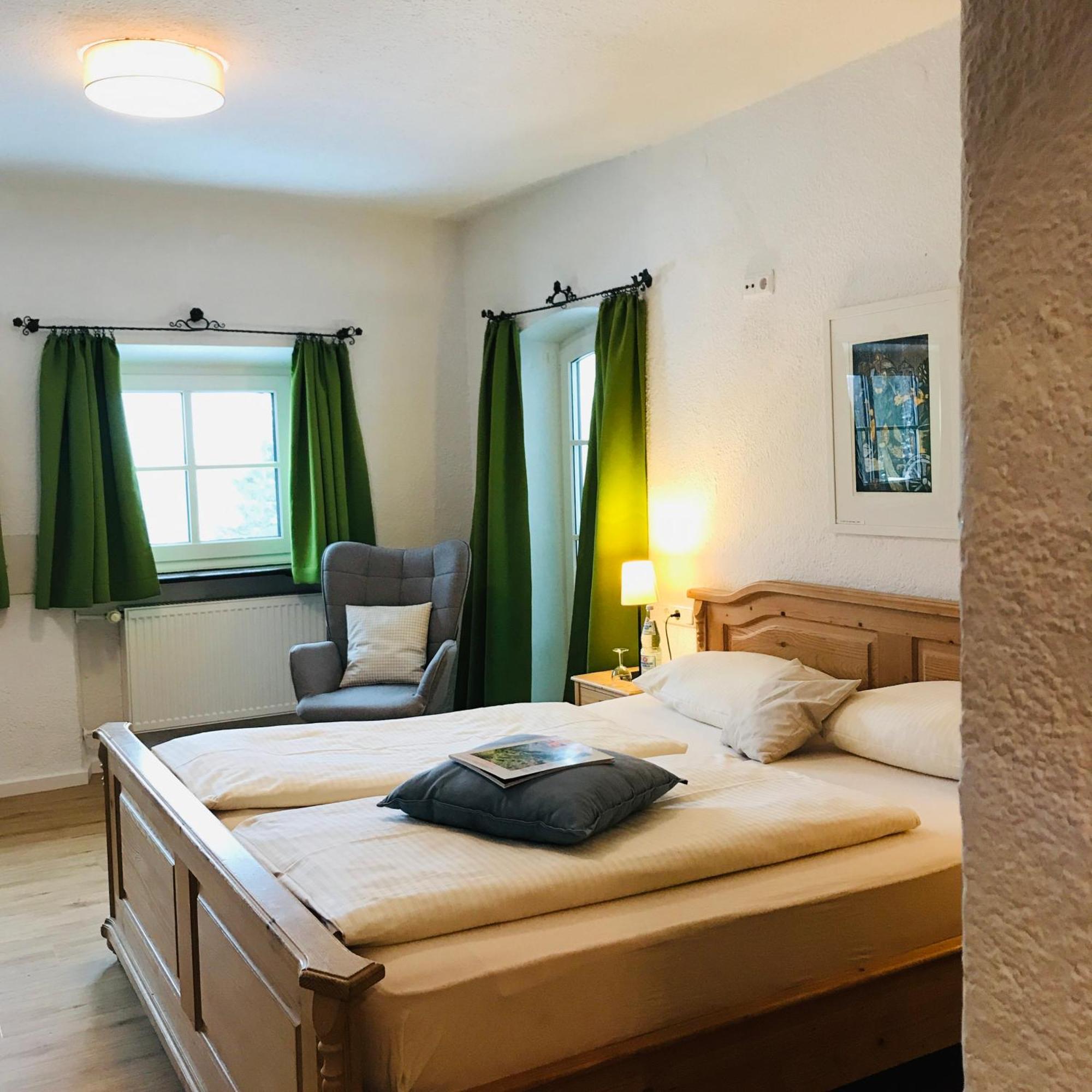 Gaestehaus Hotel Maria Theresia Schliersee Exteriör bild